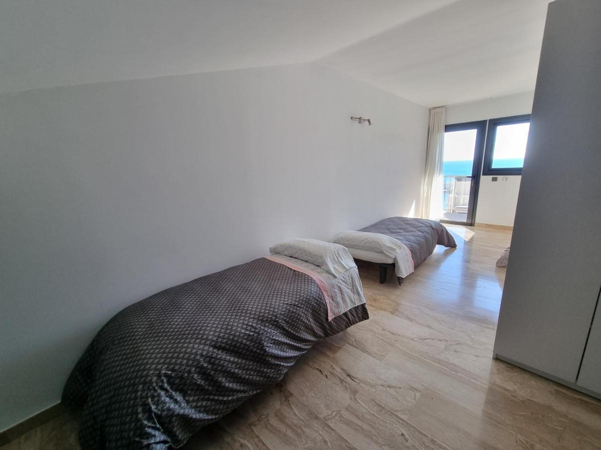 ל'אמטיה דה מר Apartamento Numi II מראה חיצוני תמונה